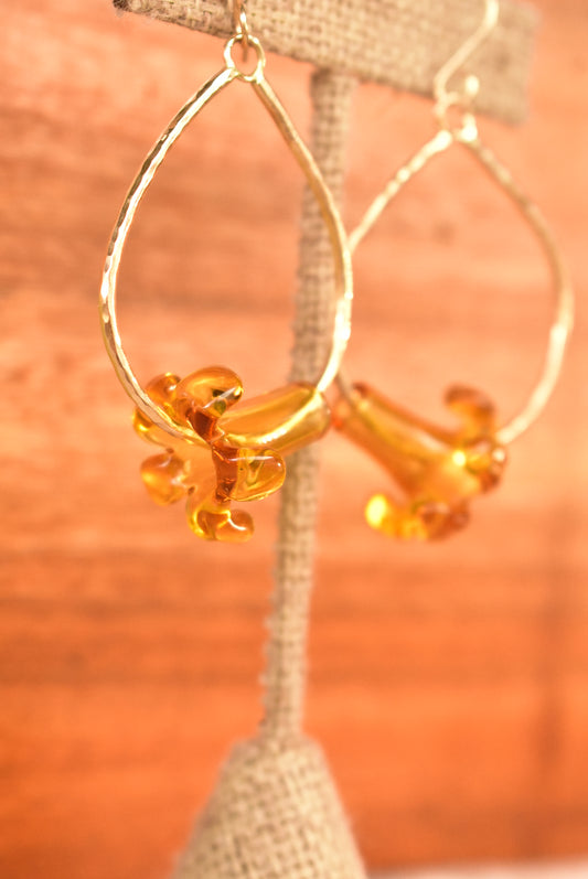 Puakenikeni hoops