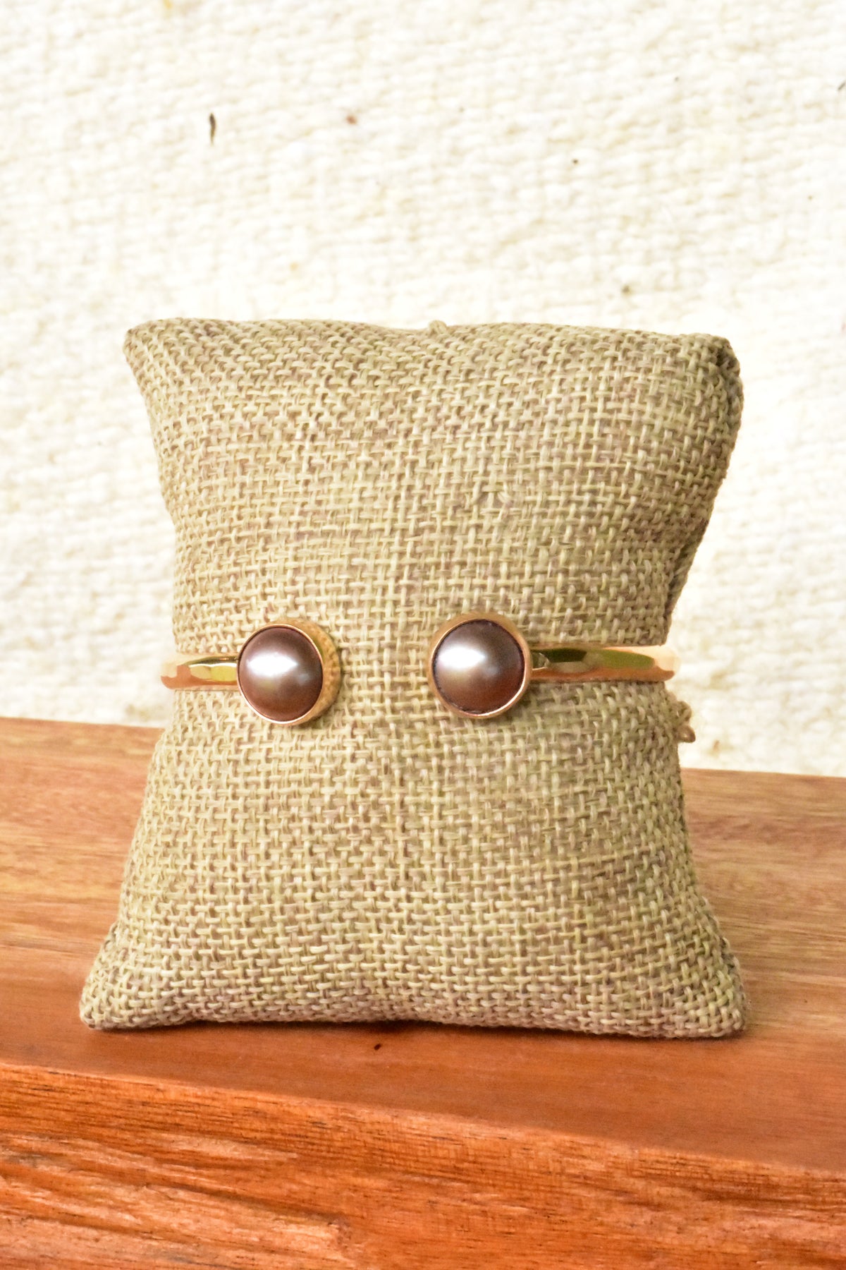 Pearl cuff
