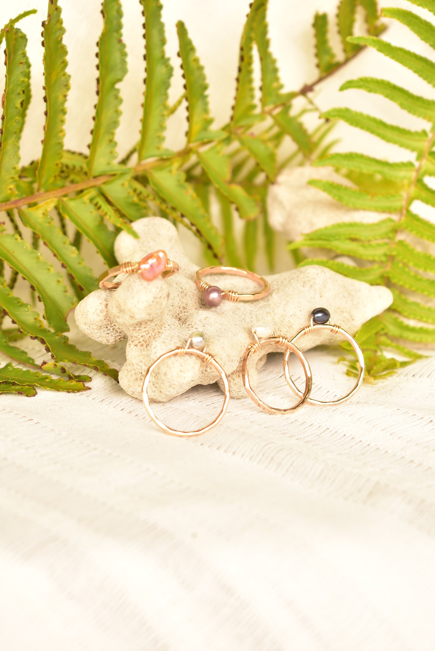 Single banded keshi ring