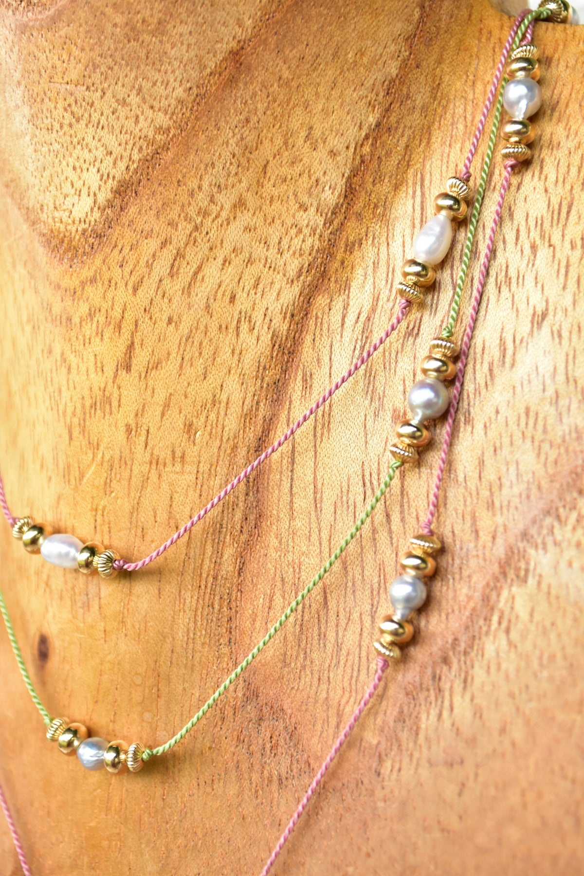 Green silk light Akoya choker