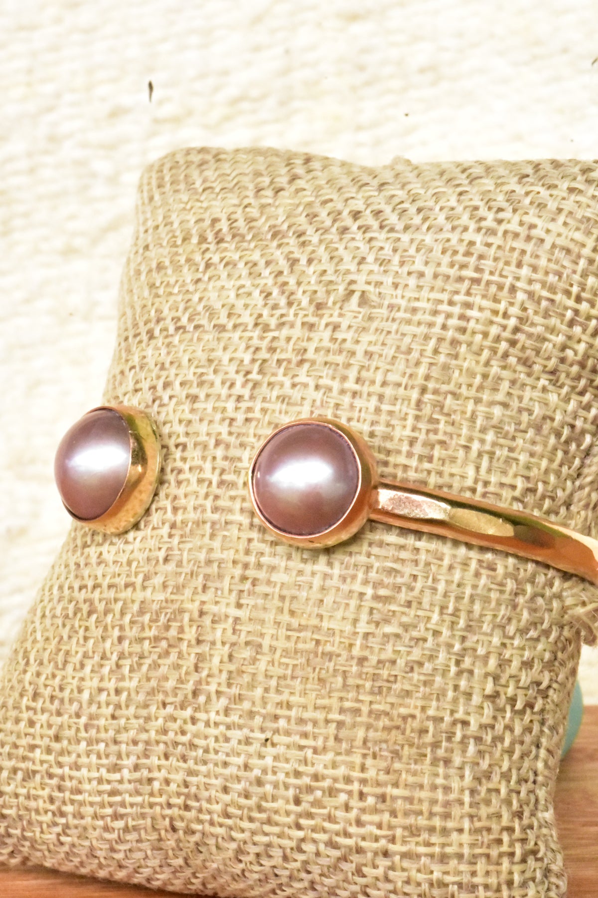Pearl cuff