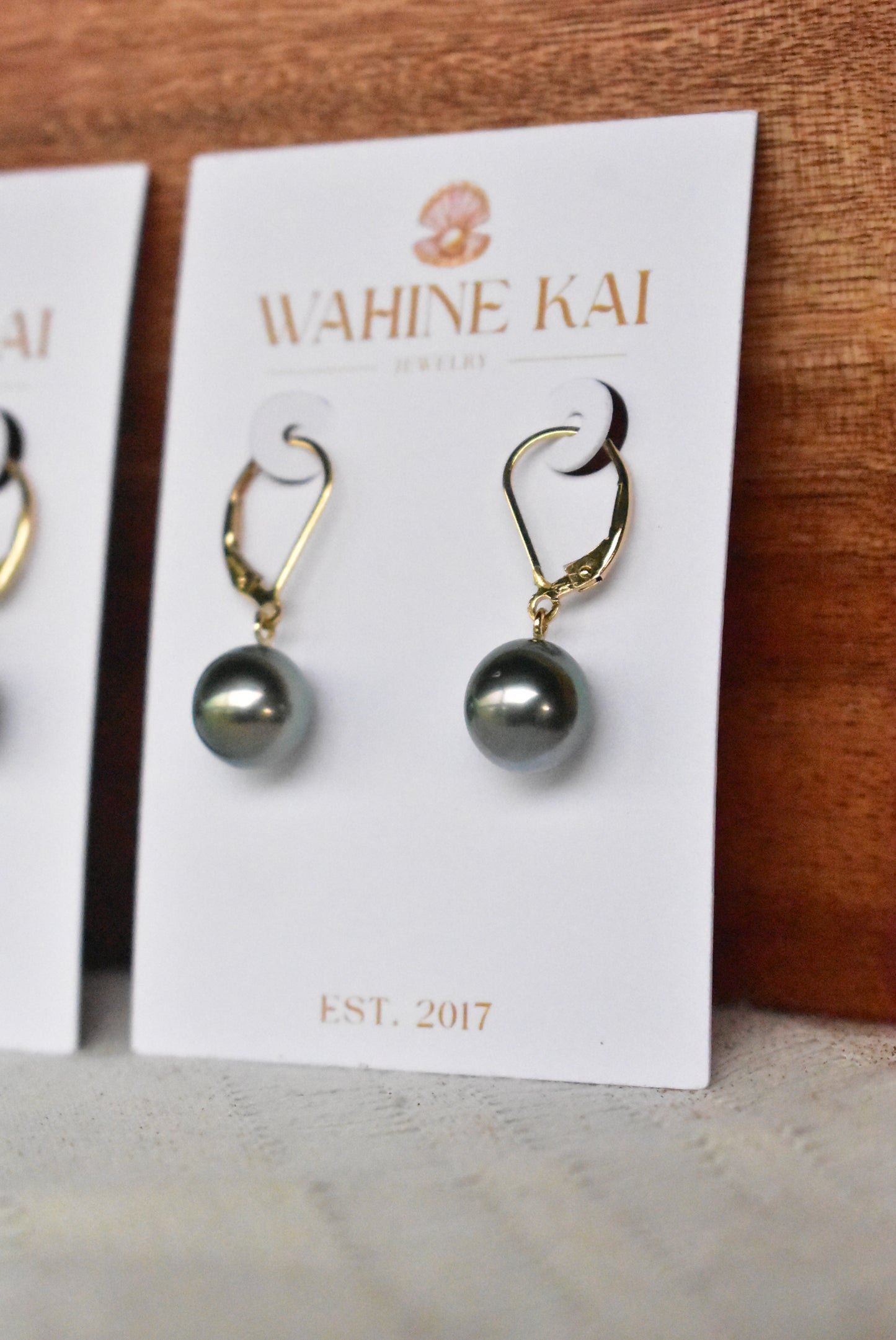 Tahitian lever back earrings