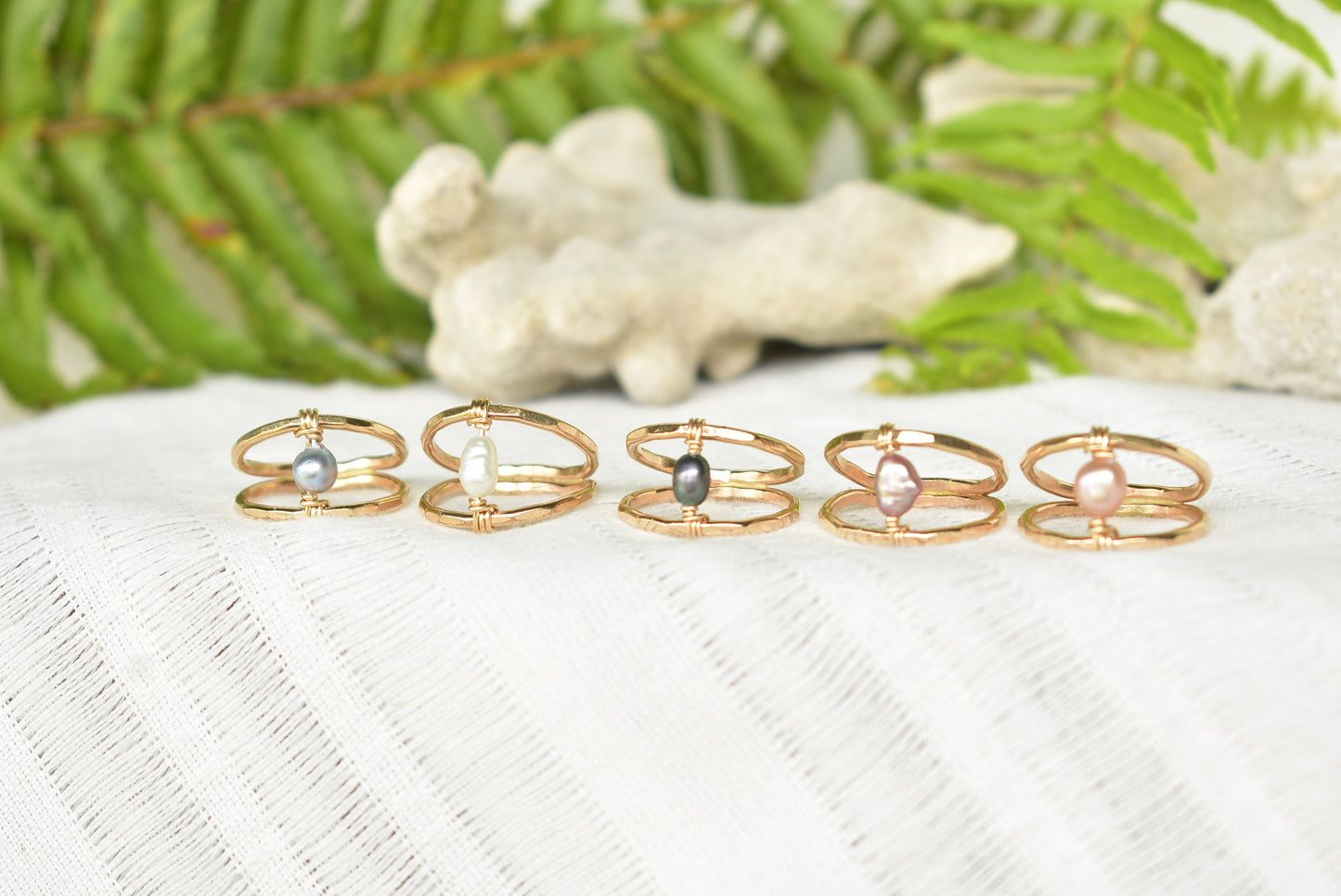Double banded keshi ring