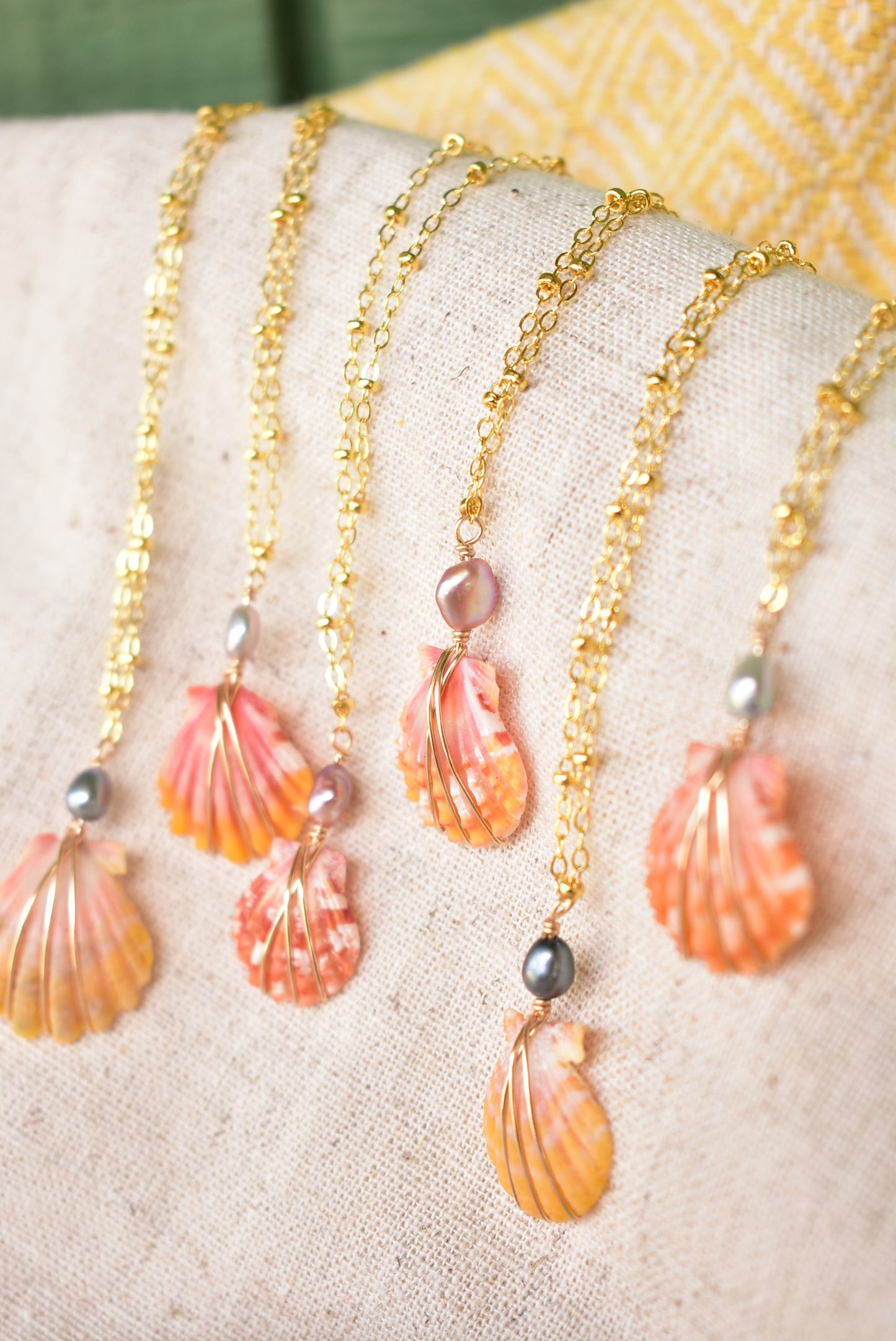 keshi topped sunrise necklace
