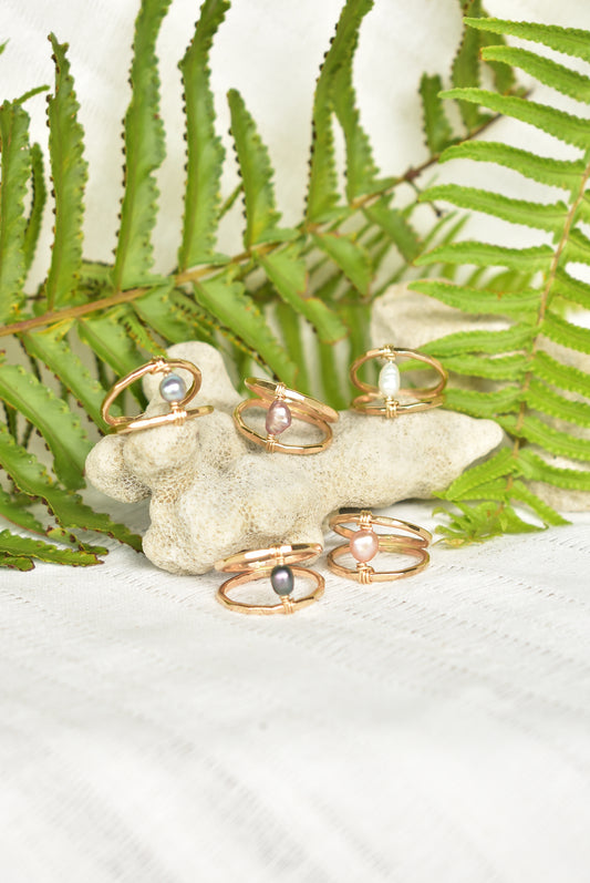Double banded keshi ring