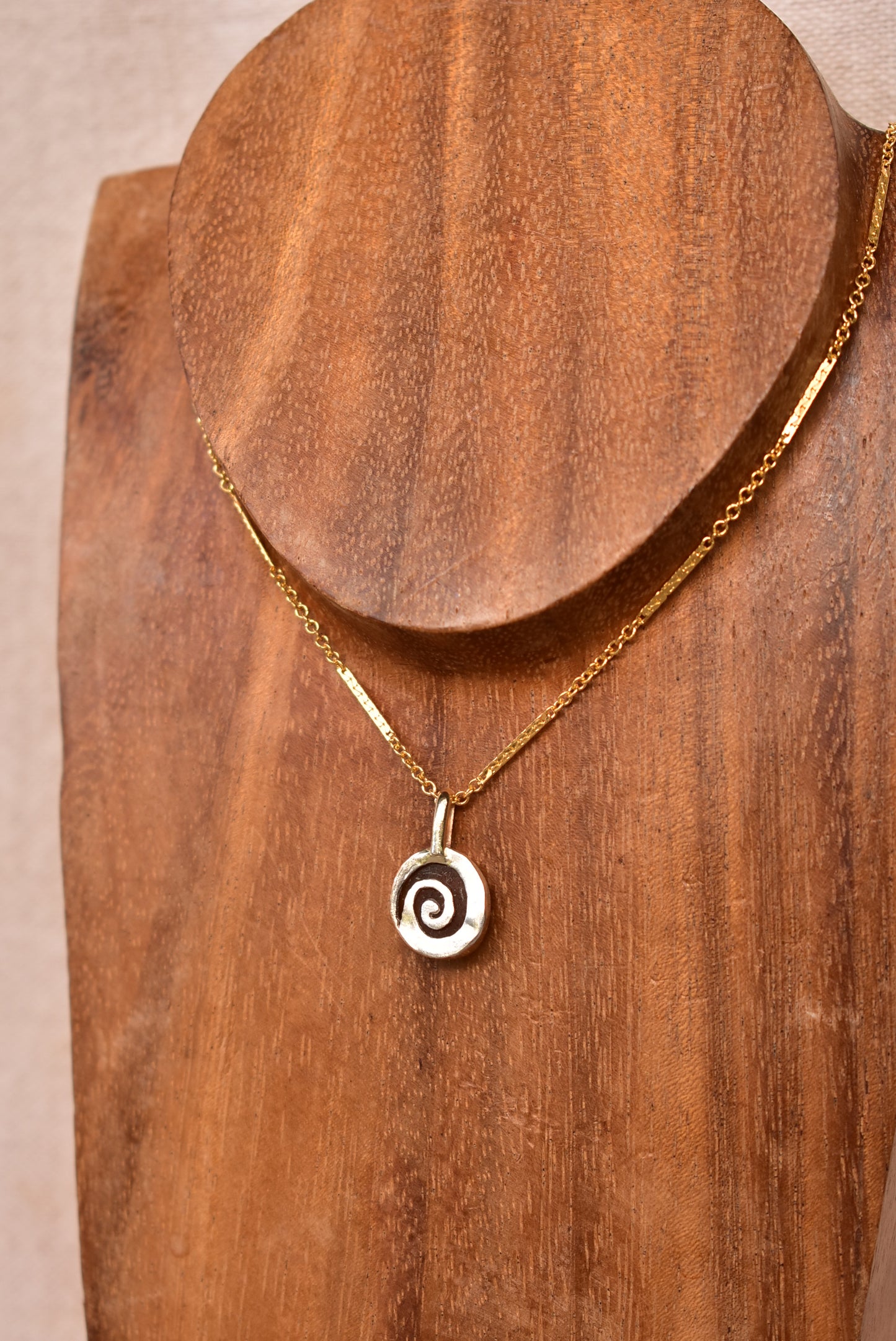Seaglass swirl necklace