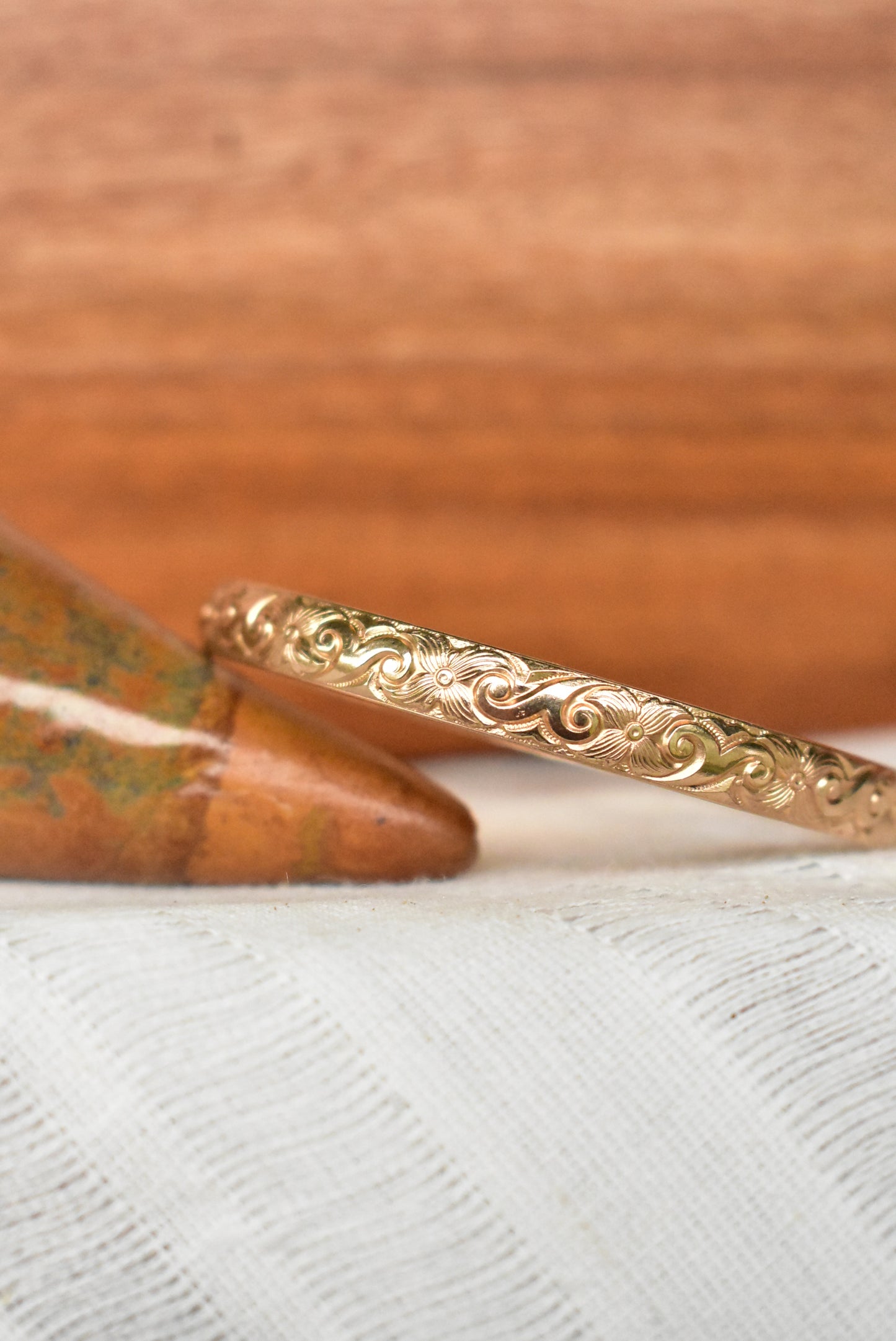 Thick heirloom bangle